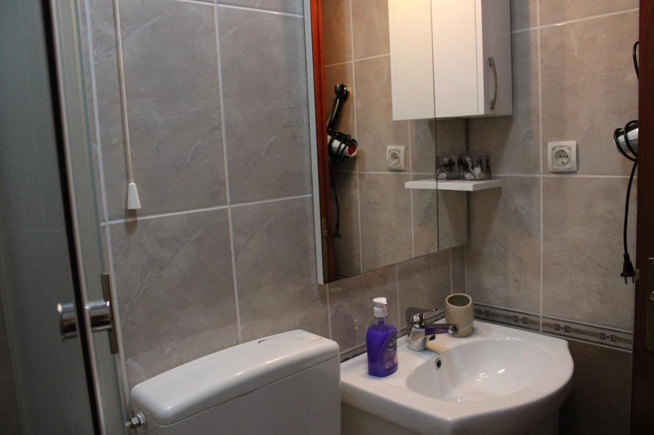 Apartments & Rooms Anita Хвар Екстериор снимка